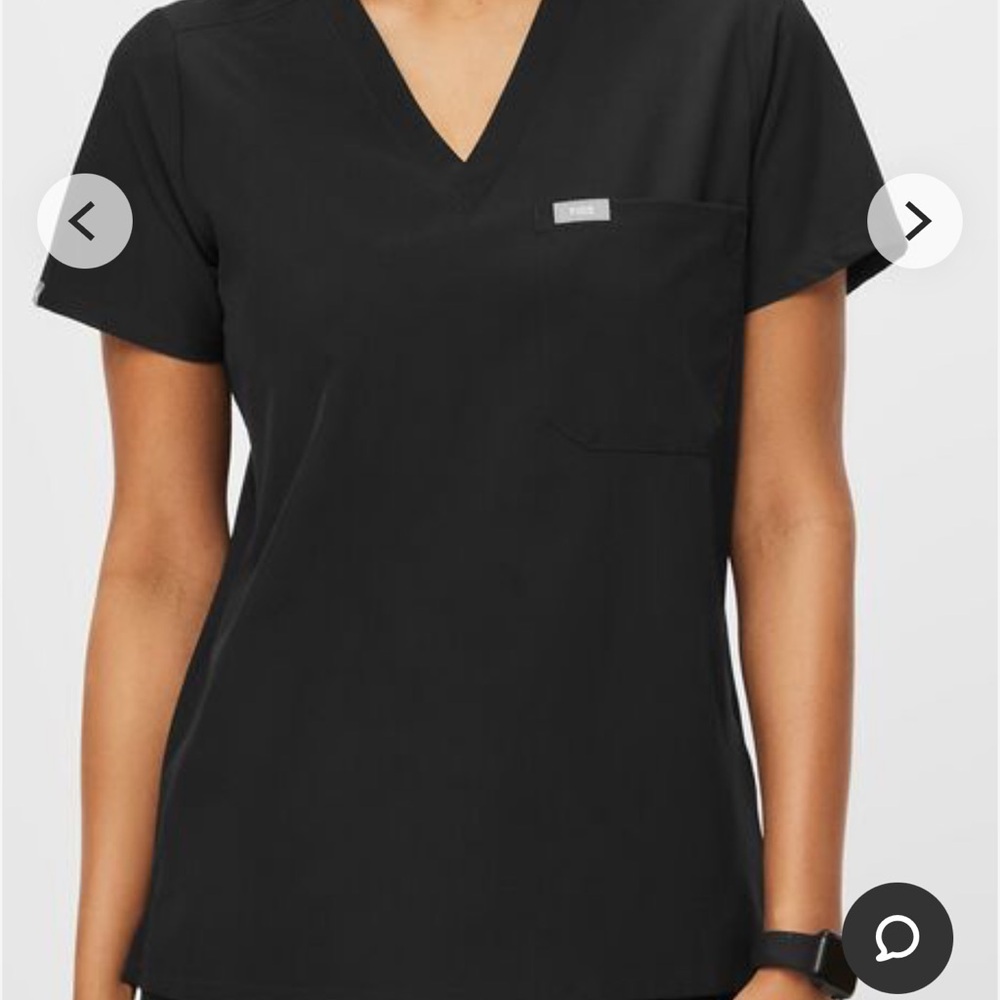 Figs scrub top